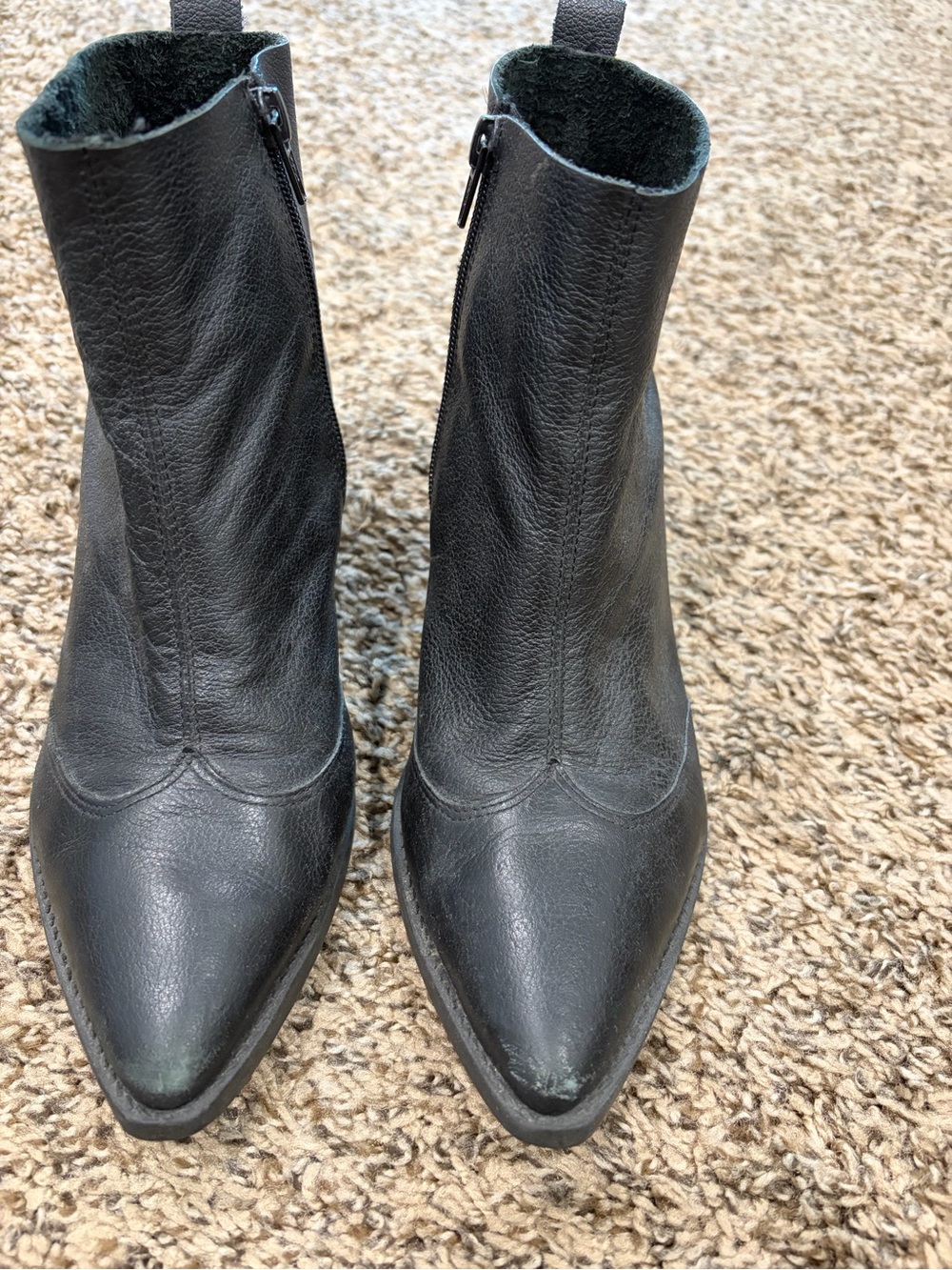Arezzo Women's Black Pointed Real Leather Ankle Boots